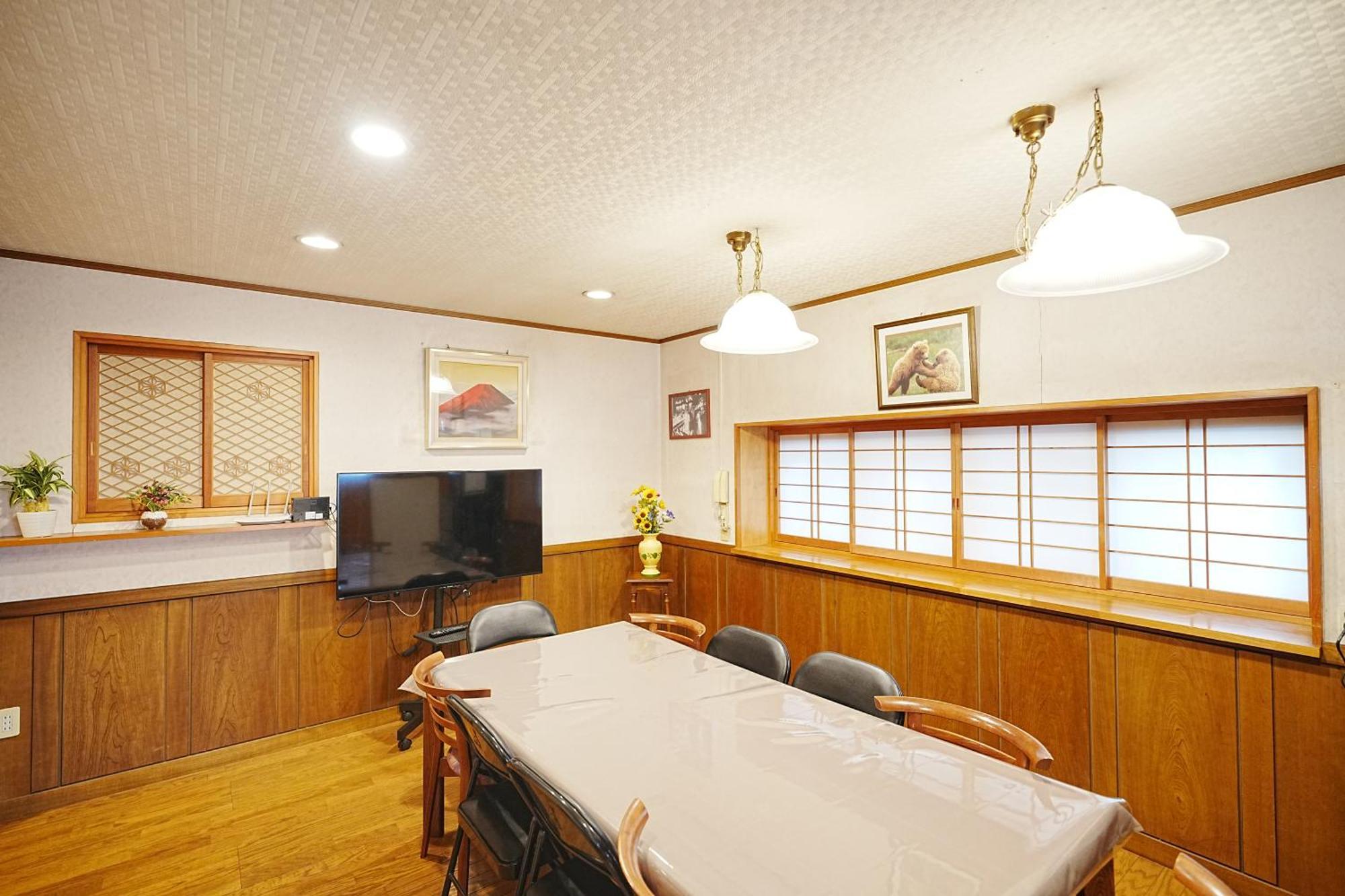 Family Or Business Travel 20 Percent Off 20 Guests 144Sqm Free Ikebukuro Shuttle 2 Kitchens Bathrooms 4 Bedrooms 도쿄 외부 사진