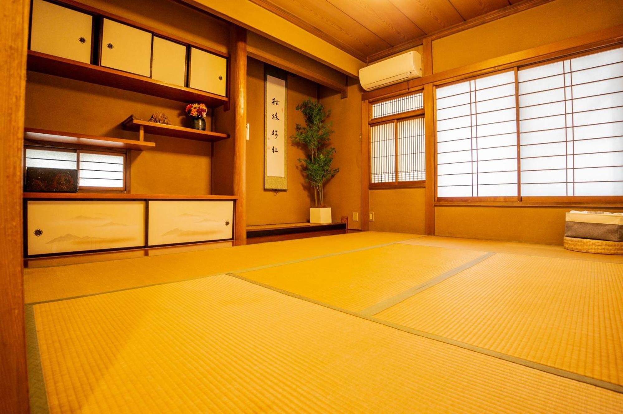 Family Or Business Travel 20 Percent Off 20 Guests 144Sqm Free Ikebukuro Shuttle 2 Kitchens Bathrooms 4 Bedrooms 도쿄 외부 사진